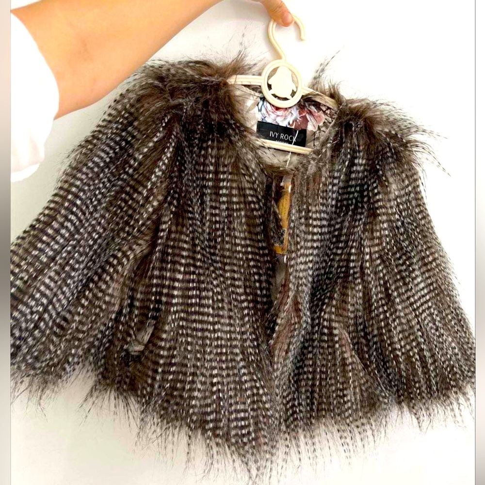 NWT Ivy Rock The Chicky Faux Fur Jacket in Ostritch (Adult Sizing)